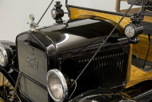 1926 Black Ford Model T Truck