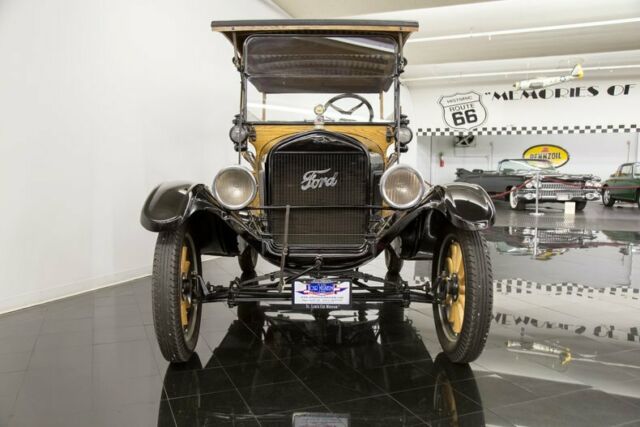 1926 Black Ford Model T Truck
