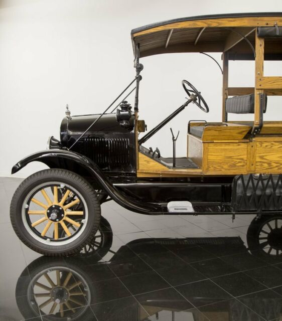 1926 Black Ford Model T Truck