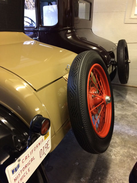 1927 Tan Ford Model T Convertible