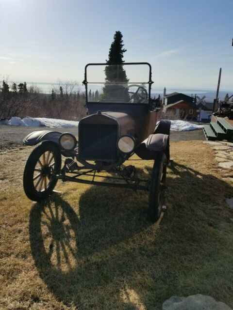 1921 Brown Ford Model T Convertible