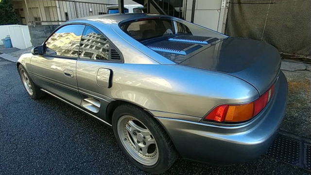 1992 Metallic silver Toyota MR2 Coupe