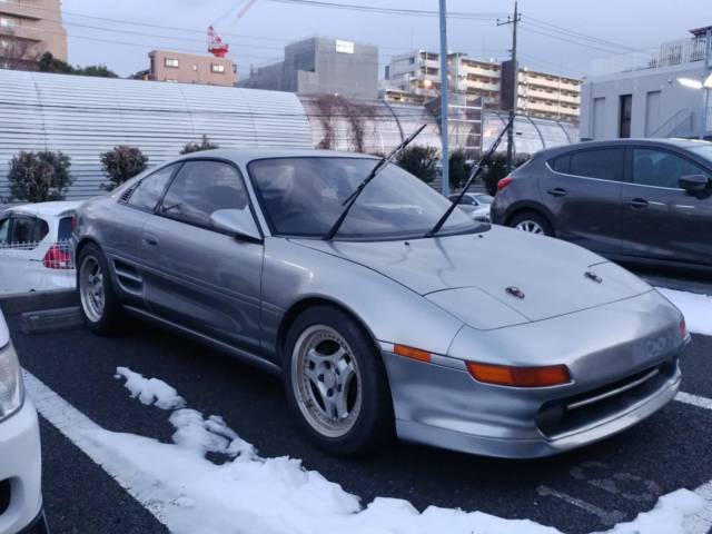 1992 Metallic silver Toyota MR2 Coupe