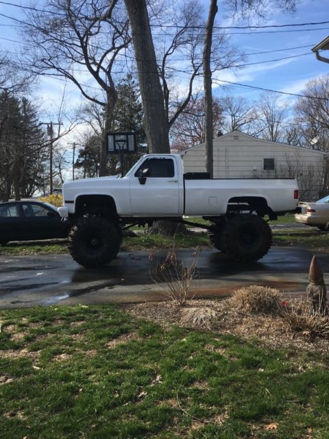 1984 White Chevrolet C/K Pickup 2500 Standard Cab Pickup