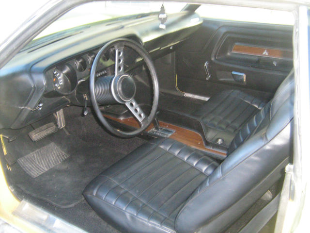 1974 YELLOW Dodge Challenger Coupe