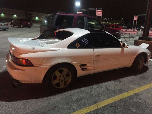 1991 White Toyota MR2 Coupe