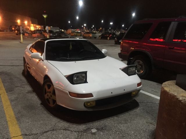 1991 White Toyota MR2 Coupe