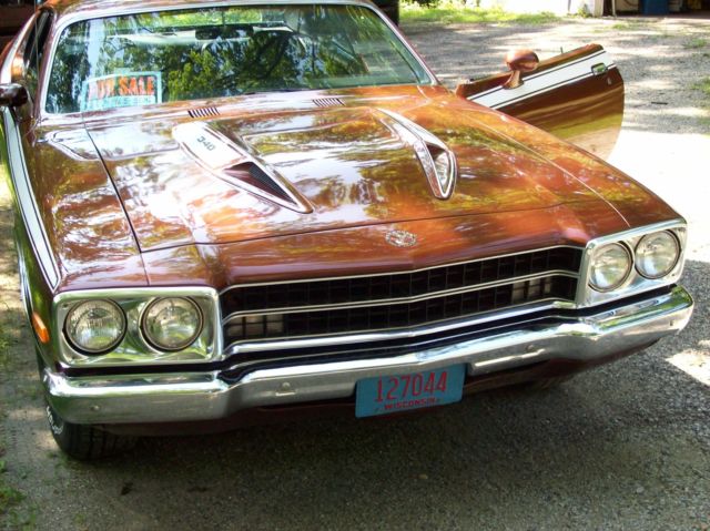 1973 Brown Plymouth Road Runner Coupe