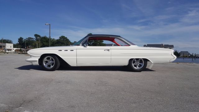 1961 White Buick Invicta Coupe