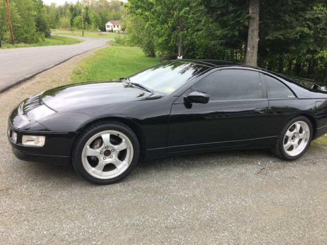 1990 Black Nissan 300ZX Coupe