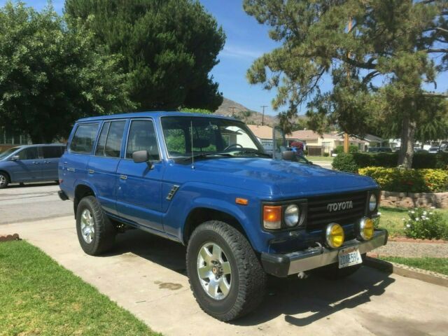 1987 Blue Toyota Land Cruiser