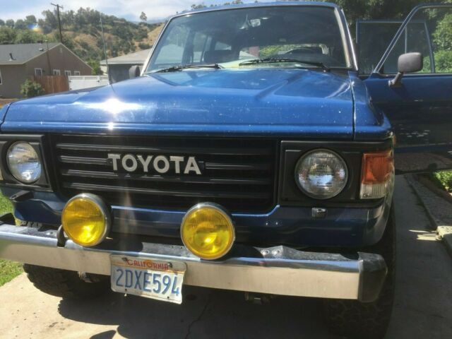 1987 Blue Toyota Land Cruiser