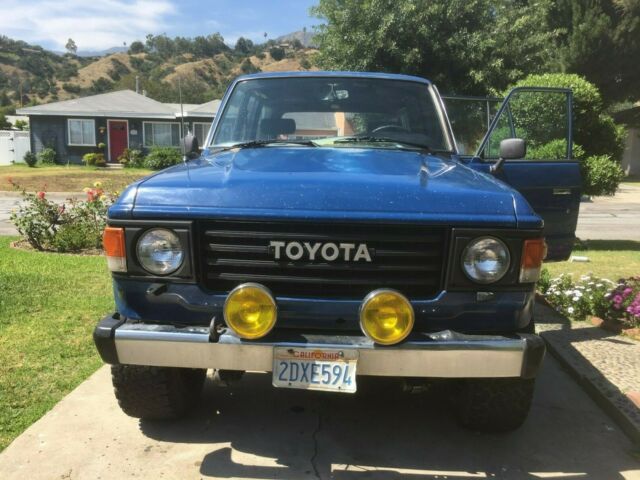 1987 Blue Toyota Land Cruiser