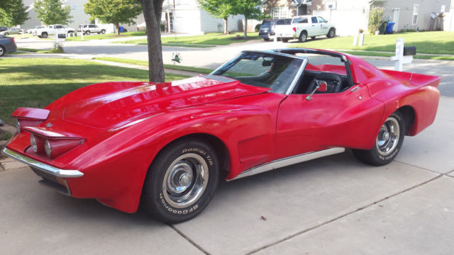 1972 Red Chevrolet Corvette Coupe