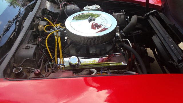 1972 Red Chevrolet Corvette Coupe