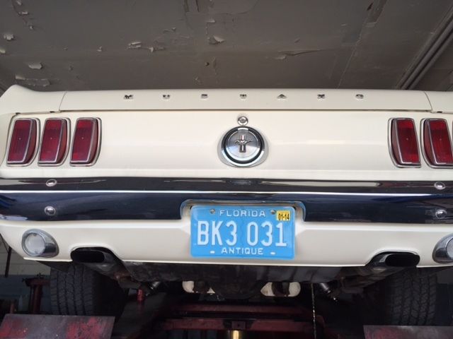 1969 creamy ivory Ford Mustang