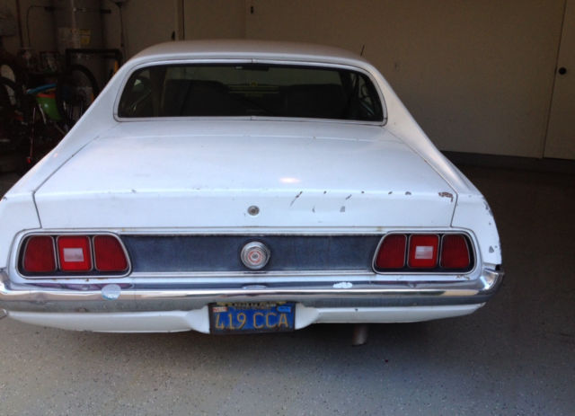1971 White Ford Mustang Coupe