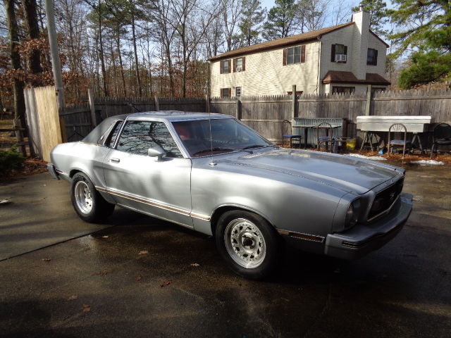 1977 Silver Ford Mustang Coupe