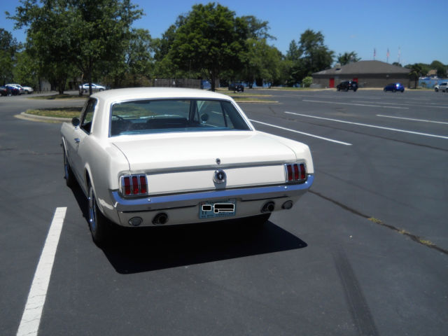 1965 White Ford Mustang Coupe