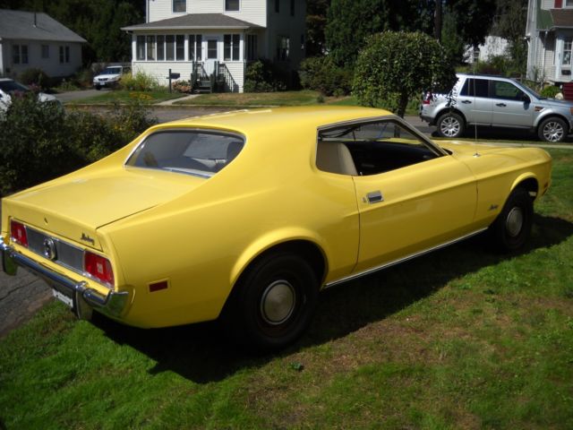 1973 Yellow Ford Mustang Coupe