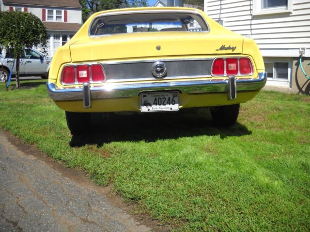 1973 Yellow Ford Mustang Coupe