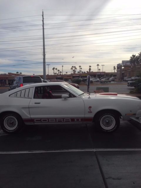 1977 White Ford Mustang Hatchback