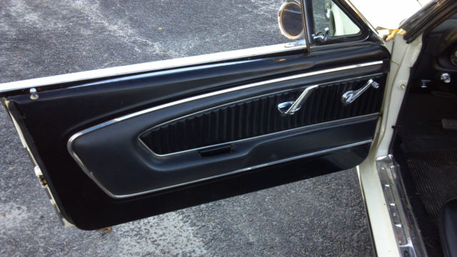 1965 WIMBLEDON WHITE Ford Mustang Convertible