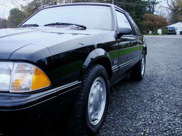 1988 Black Ford Mustang Coupe