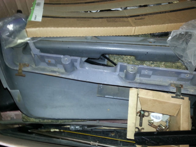 1987 WHITE Ford Mustang Hatch Back