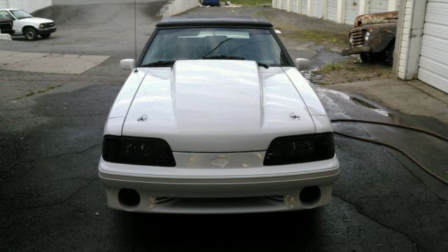 1989 White Ford Mustang Convertible