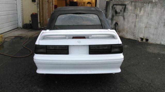 1989 White Ford Mustang Convertible