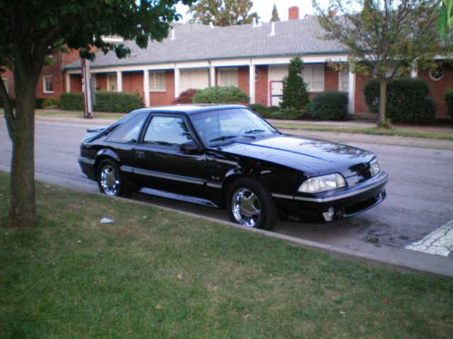 1991 Black Ford Mustang Coupe