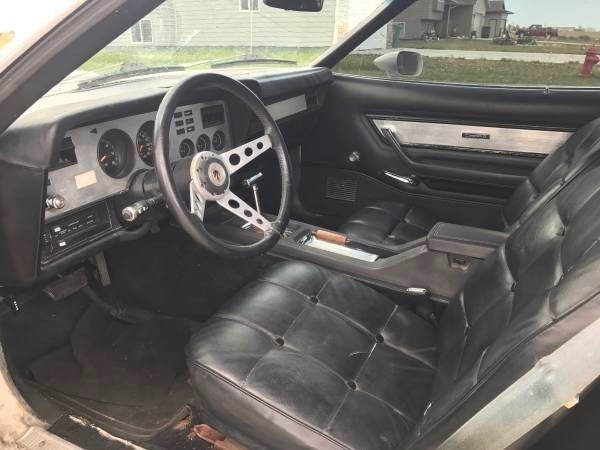 1977 Ford Mustang
