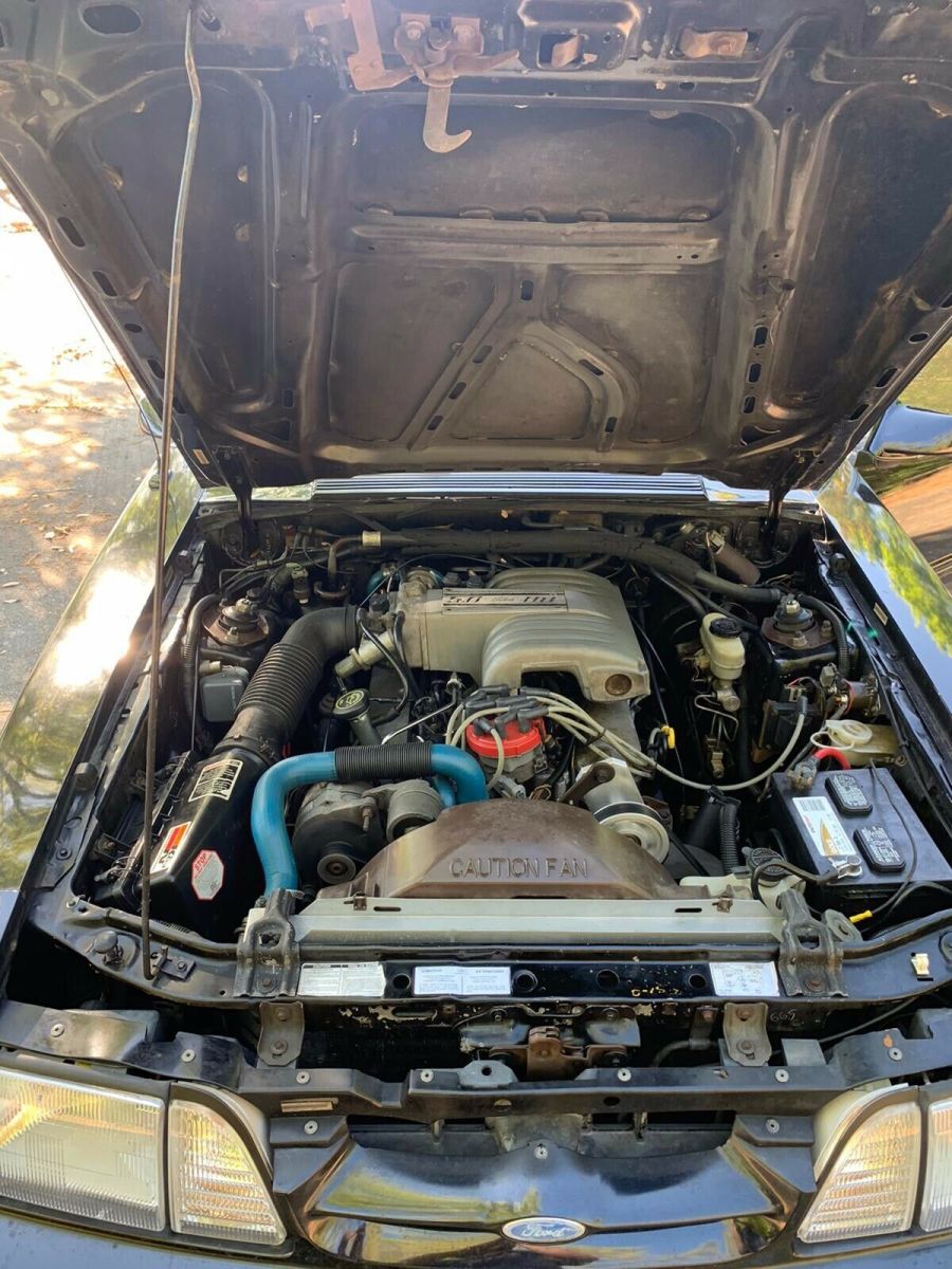 1988 Ford Mustang Sedan