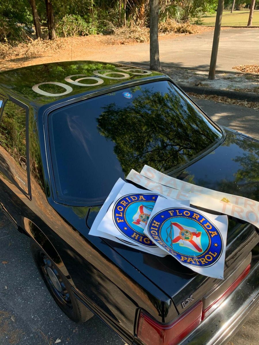 1988 Ford Mustang Sedan