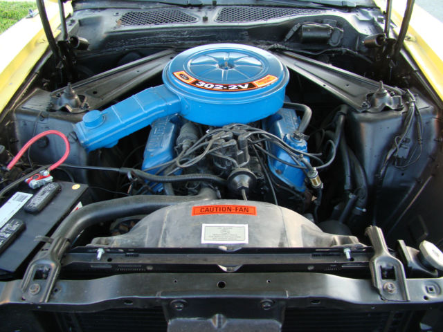 1971 Yellow Ford Mustang