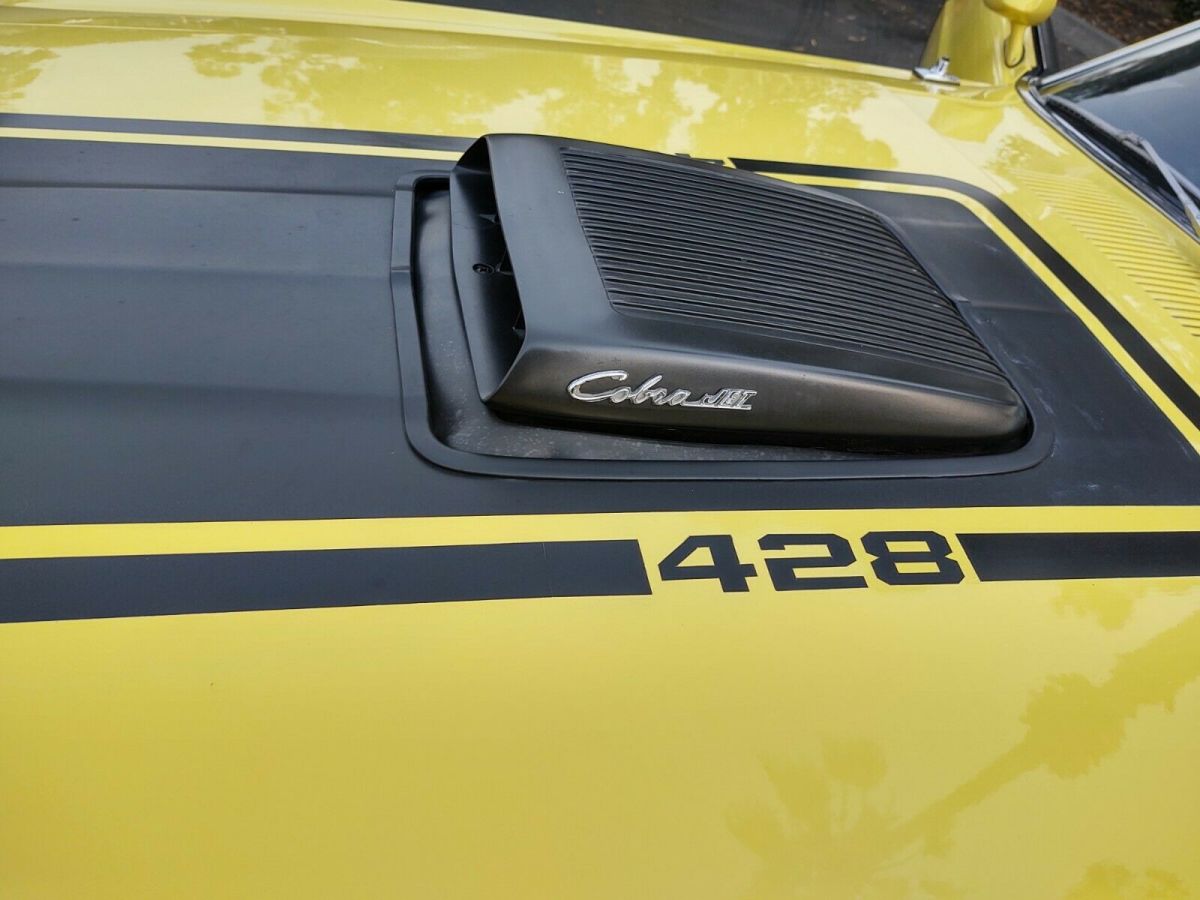 1970 Yellow Ford Mustang coupe