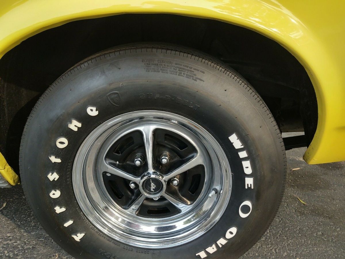 1970 Yellow Ford Mustang coupe