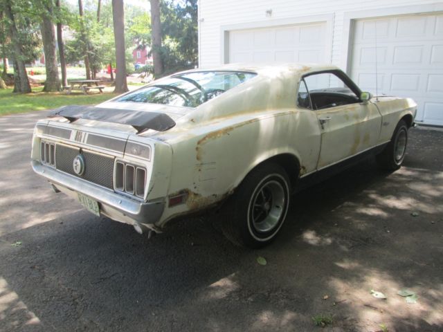 1970 White Ford Mustang Coupe