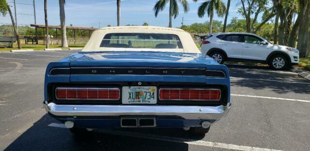 1970 Blue Ford Mustang