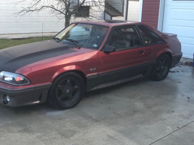 1992 Burgundy Ford Mustang