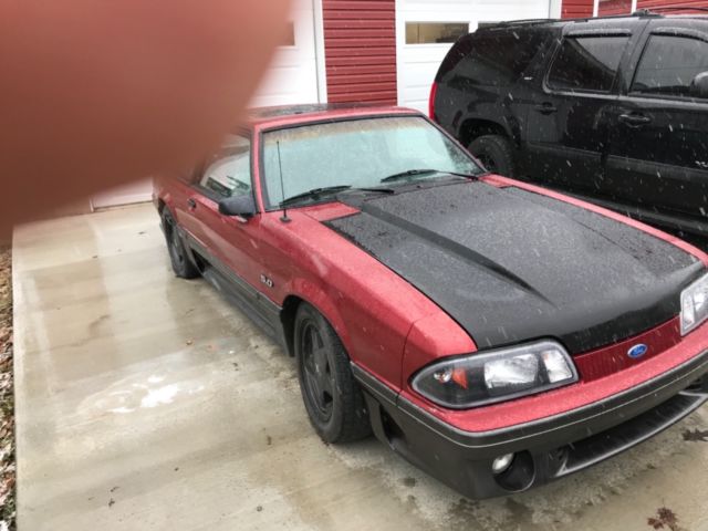 1992 Burgundy Ford Mustang