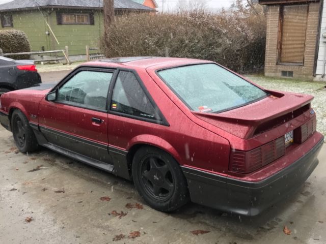 1992 Burgundy Ford Mustang