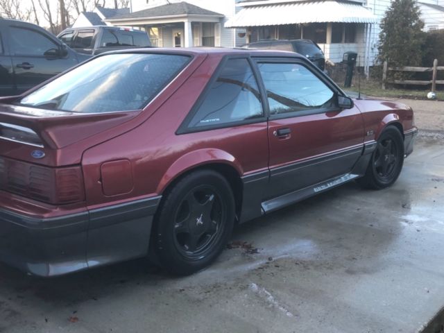 1992 Burgundy Ford Mustang