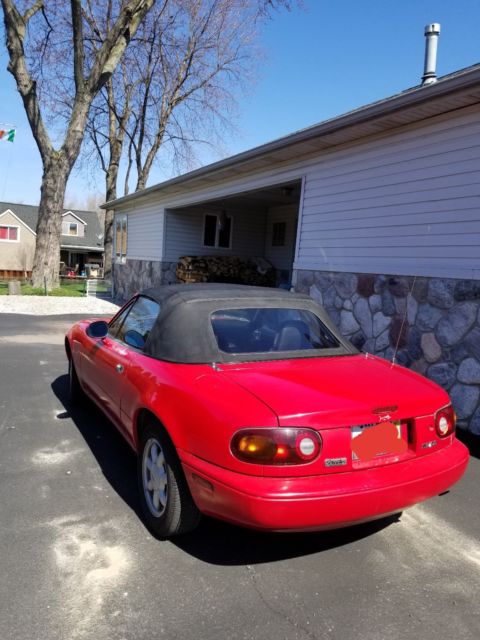 1991 Red Mazda MX-5 Miata Convertible