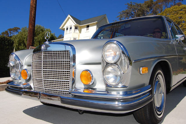 1972 Silver Mercedes-Benz 200-Series