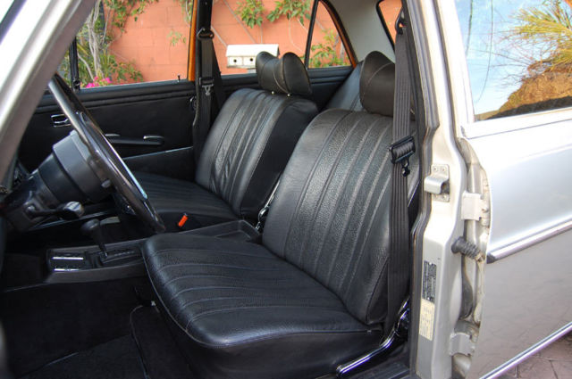 1972 Silver Mercedes-Benz 200-Series