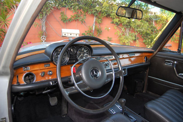 1972 Silver Mercedes-Benz 200-Series