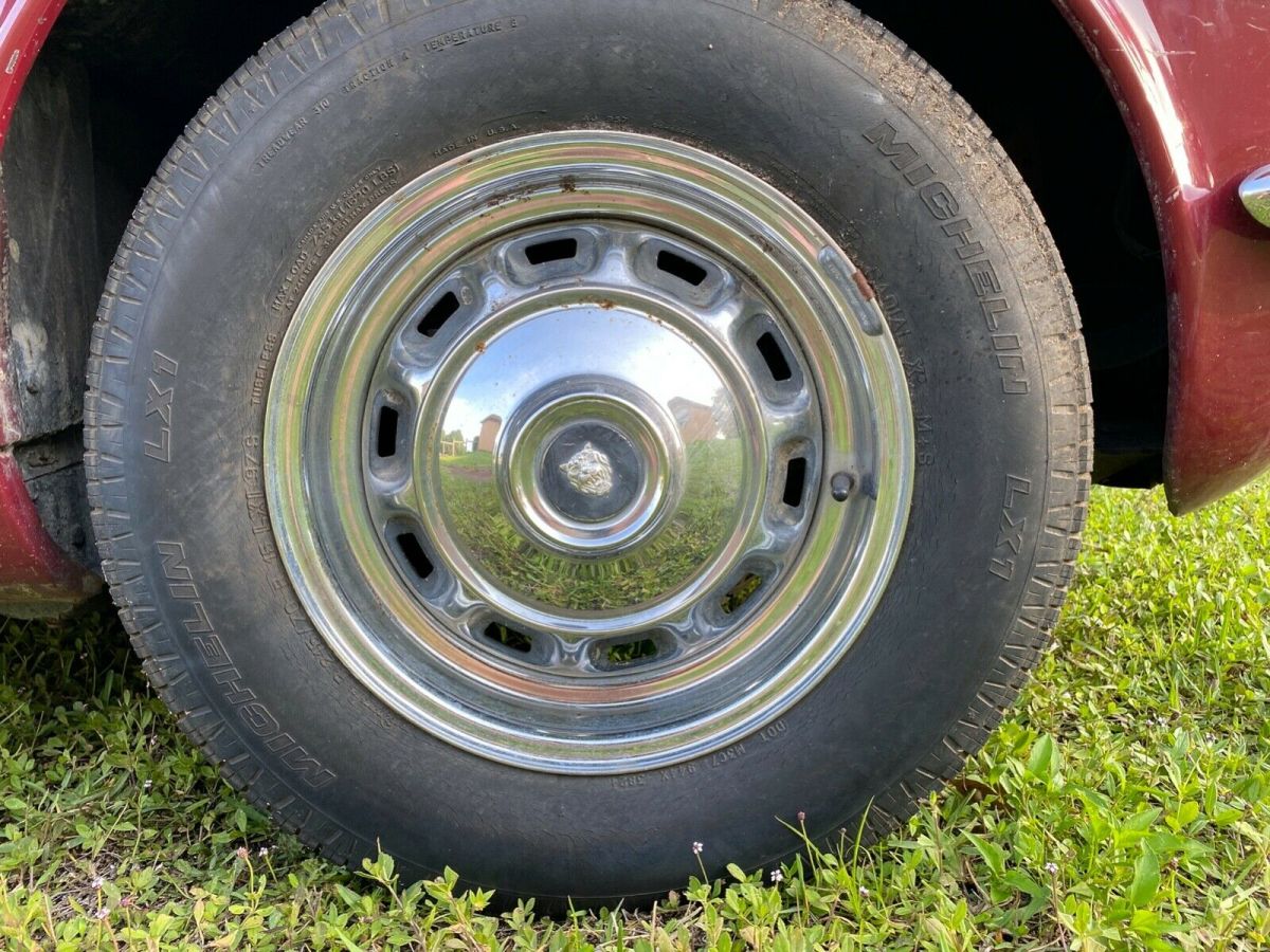1974 Burgundy Jaguar XJ6 Sedan