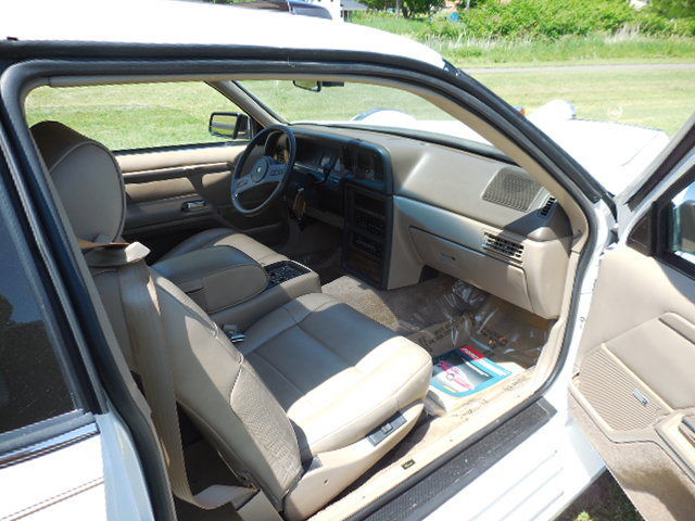 1988 White Other Makes 1988 Tiffany  